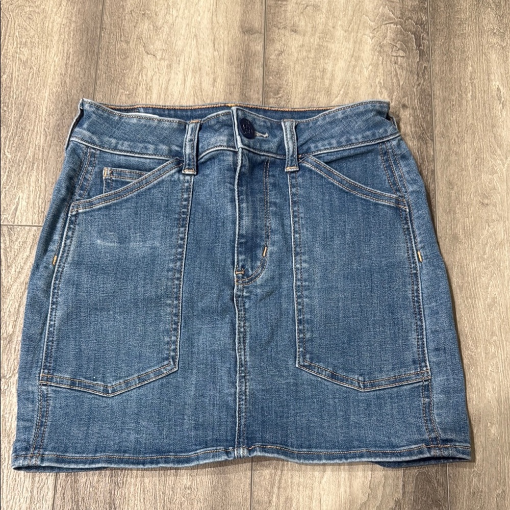American Eagle Outfitters Blue and Gold Mini Pencil Skirt